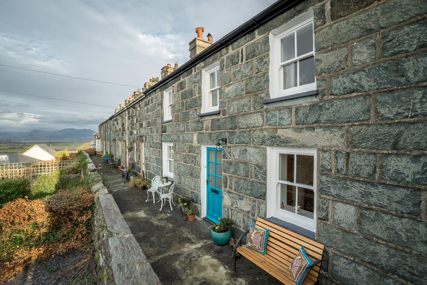 Four Bedroom Holiday Cottage in Harlech | Porkington-Terrace
