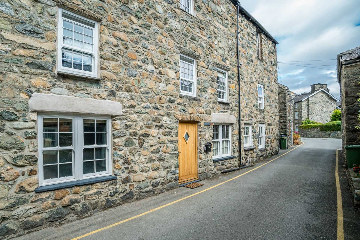 Top 5 holiday cottages to enjoy a town stay this Winter