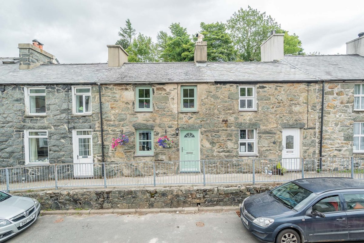 Top 5 Holiday Cottages Near Yr Wyddfa / Snowdon
