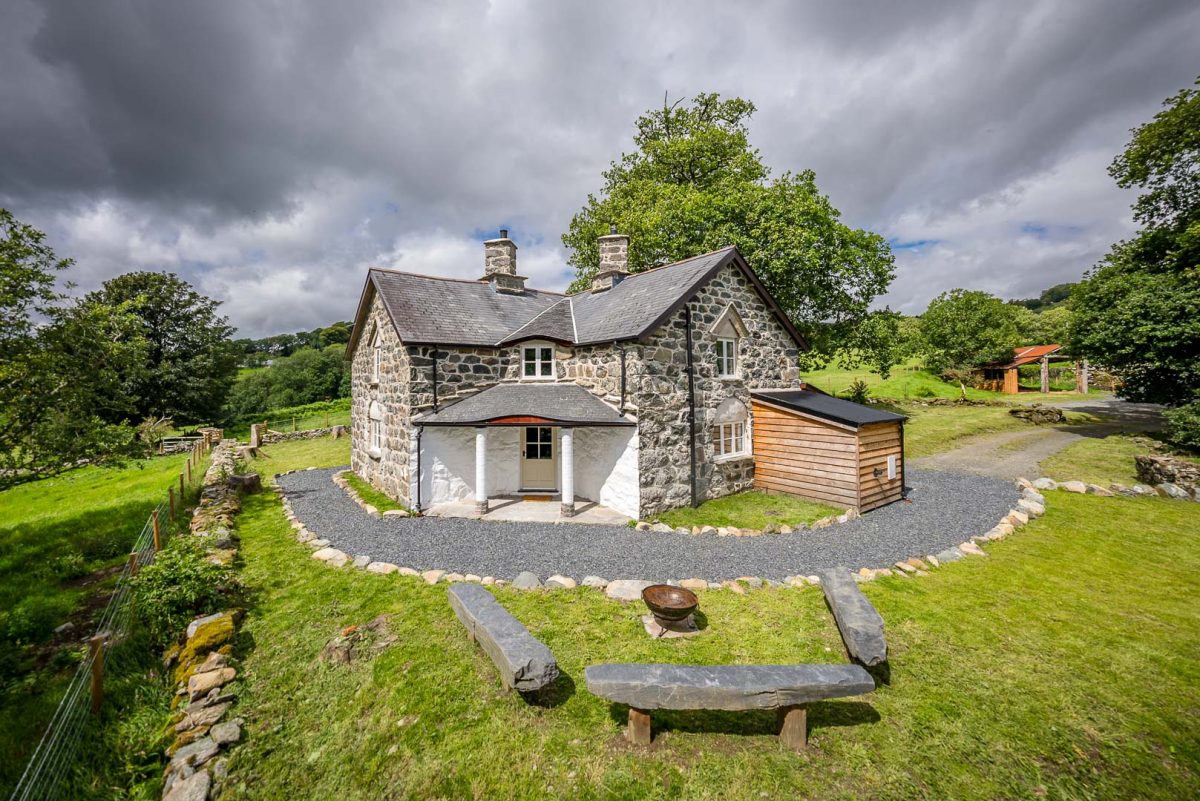 Top 5 Fairytale Holiday Cottages 